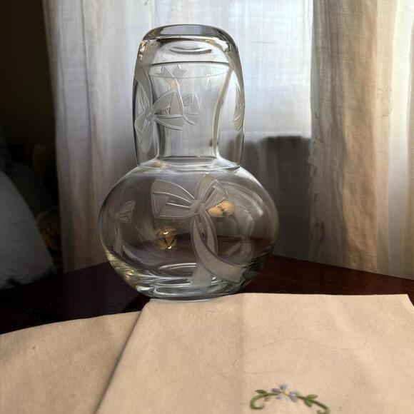 Tiffany & Co. Bow Tumble Up Bedside Carafe Etched Glass Bows Not Marked Stamped - Picture 5 of 12